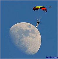 Holdrasz&aacute;ll&aacute;s